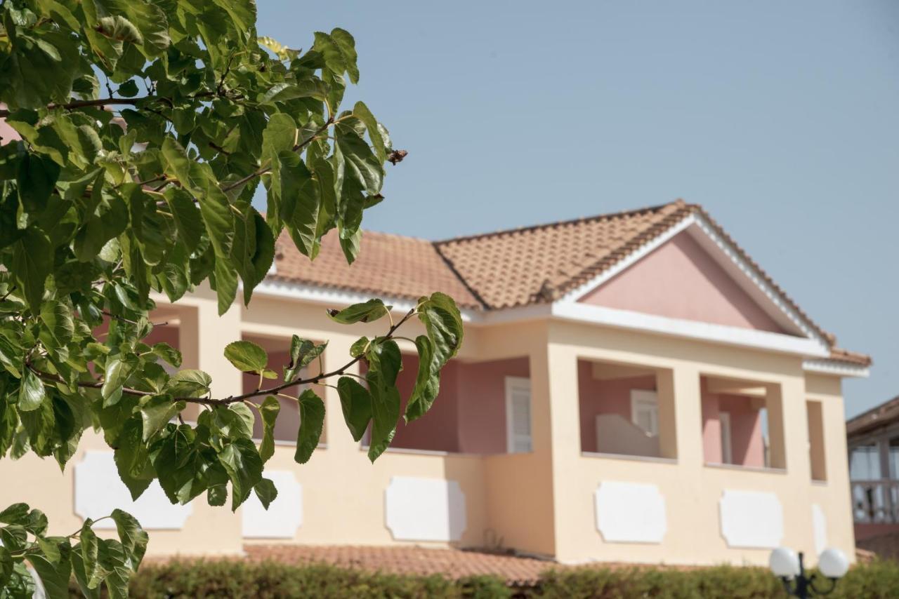 Ecoresort Hotel Zefyros Áyios Kírikos Exterior foto